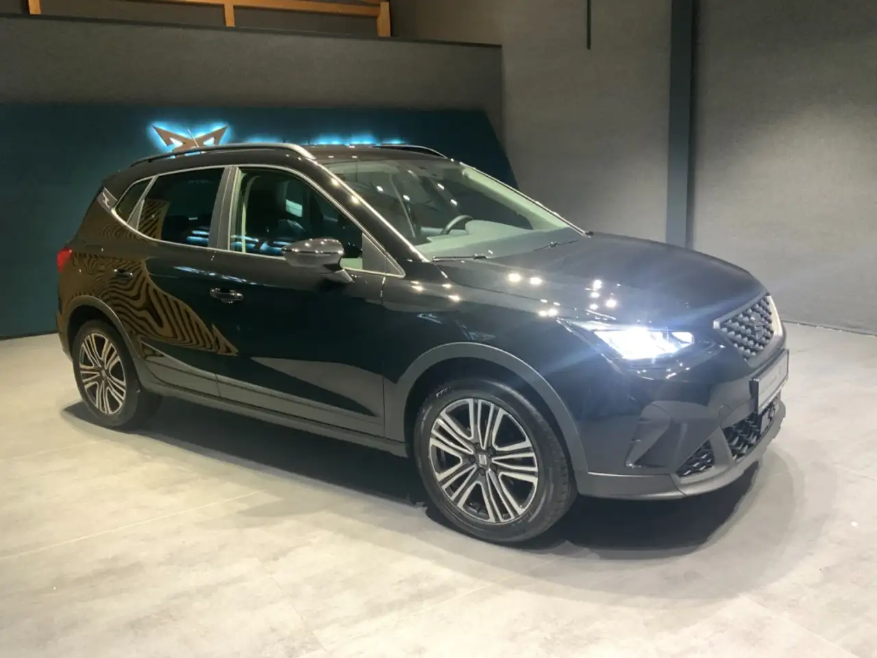 SEAT Arona Style Edition 1.0TSI 6-Gang +FullLink — Galerie du véhicule 2