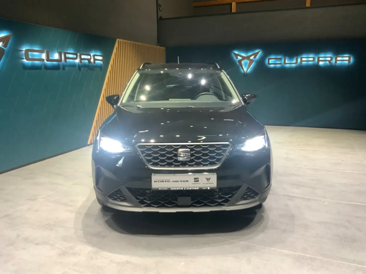 SEAT Arona Style Edition 1.0TSI 6-Gang +FullLink — Galerie du véhicule 3