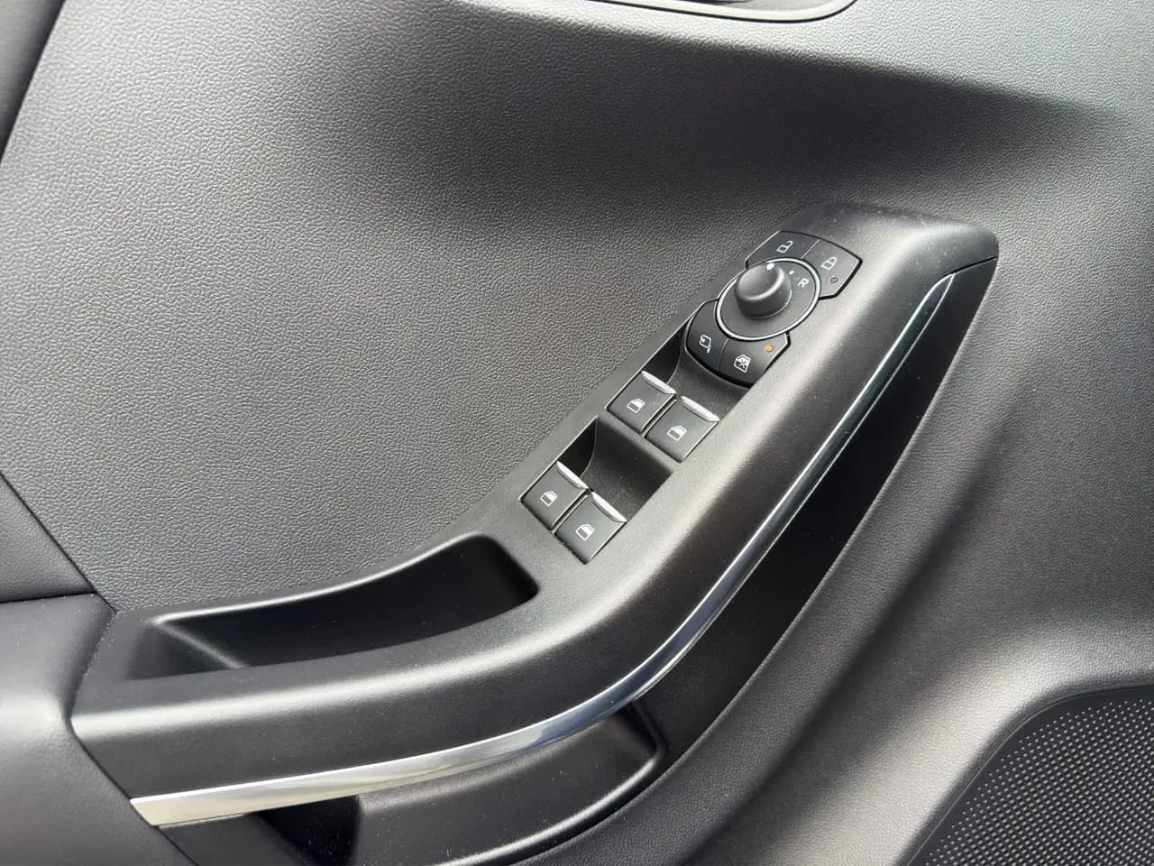 Ford Puma ST-Line*NAVI*SHZ*LED*Leder*Kamera*PDC* — معرض صور السيارة 15