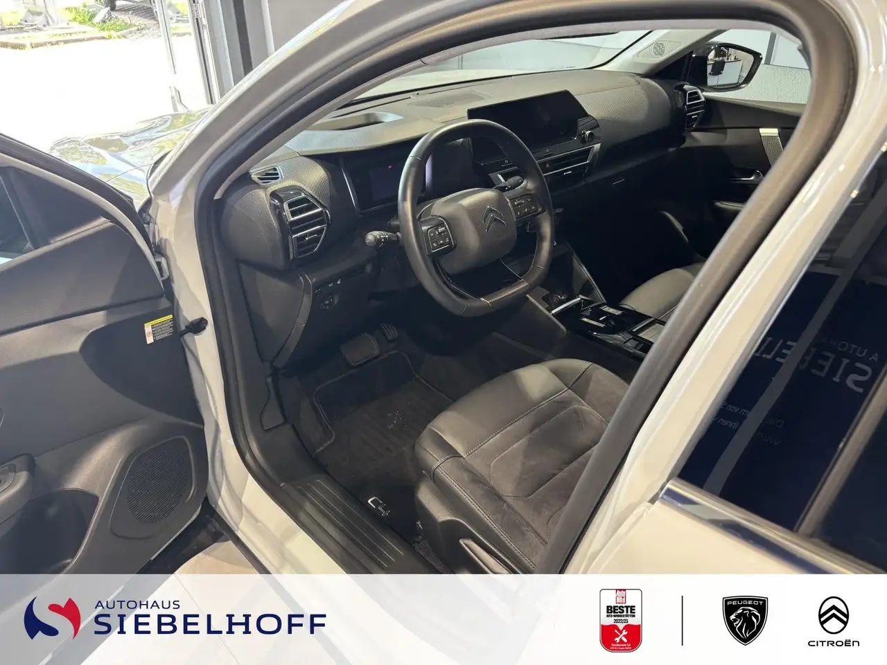 Citroen C4 MAX PureTech 130 EAT8 — Galerie du véhicule 11