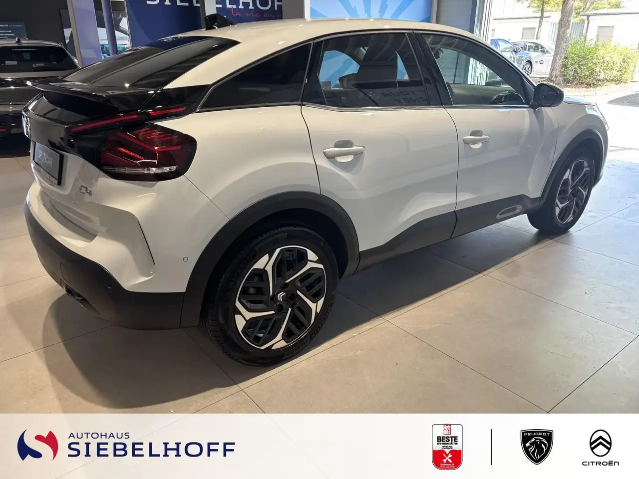 Citroen C4 MAX PureTech 130 EAT8 — Galerie du véhicule 5