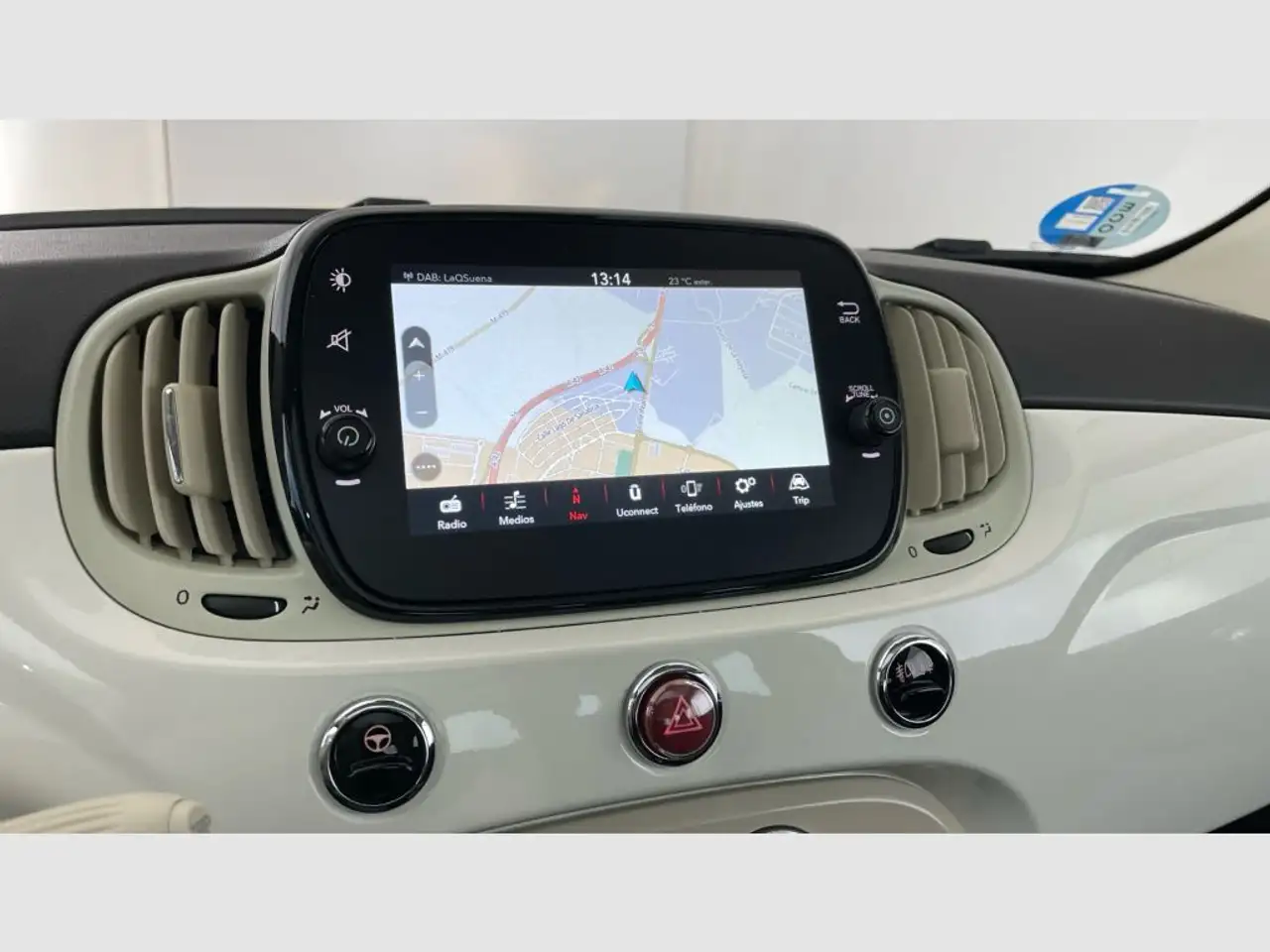 Fiat 500 1.0 Hybrid Dolcevita 52kW — Galerie du véhicule 16