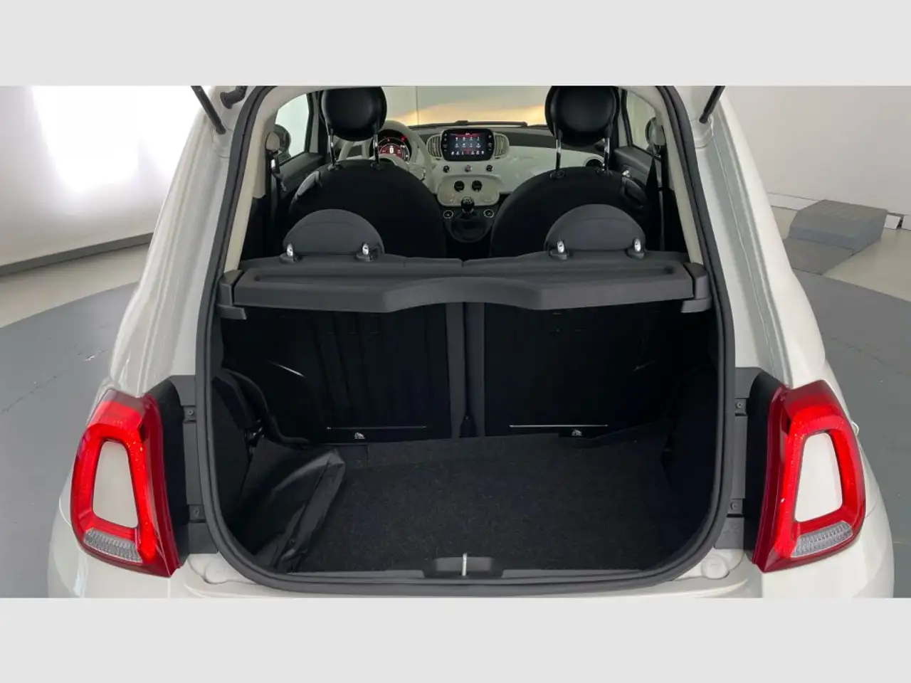 Fiat 500 1.0 Hybrid Dolcevita 52kW — Galerie du véhicule 13