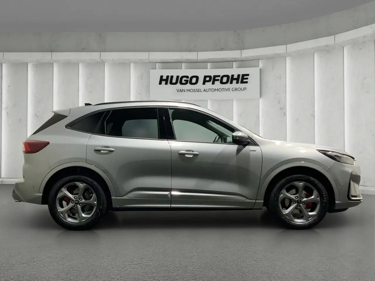 Ford Kuga ST-Line X Aut.*360GRAD*LED-MATRIX*NAVI*GRA*WINTER- — معرض صور السيارة 6