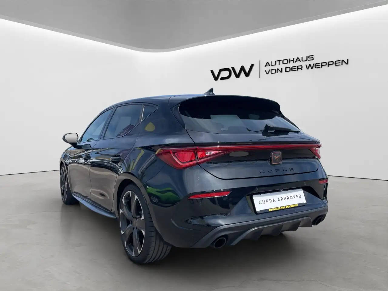 CUPRA Leon TSI DSG VZ 5JGar FahrAsXL Beats ACC SHZ ACC — Galerie du véhicule 8