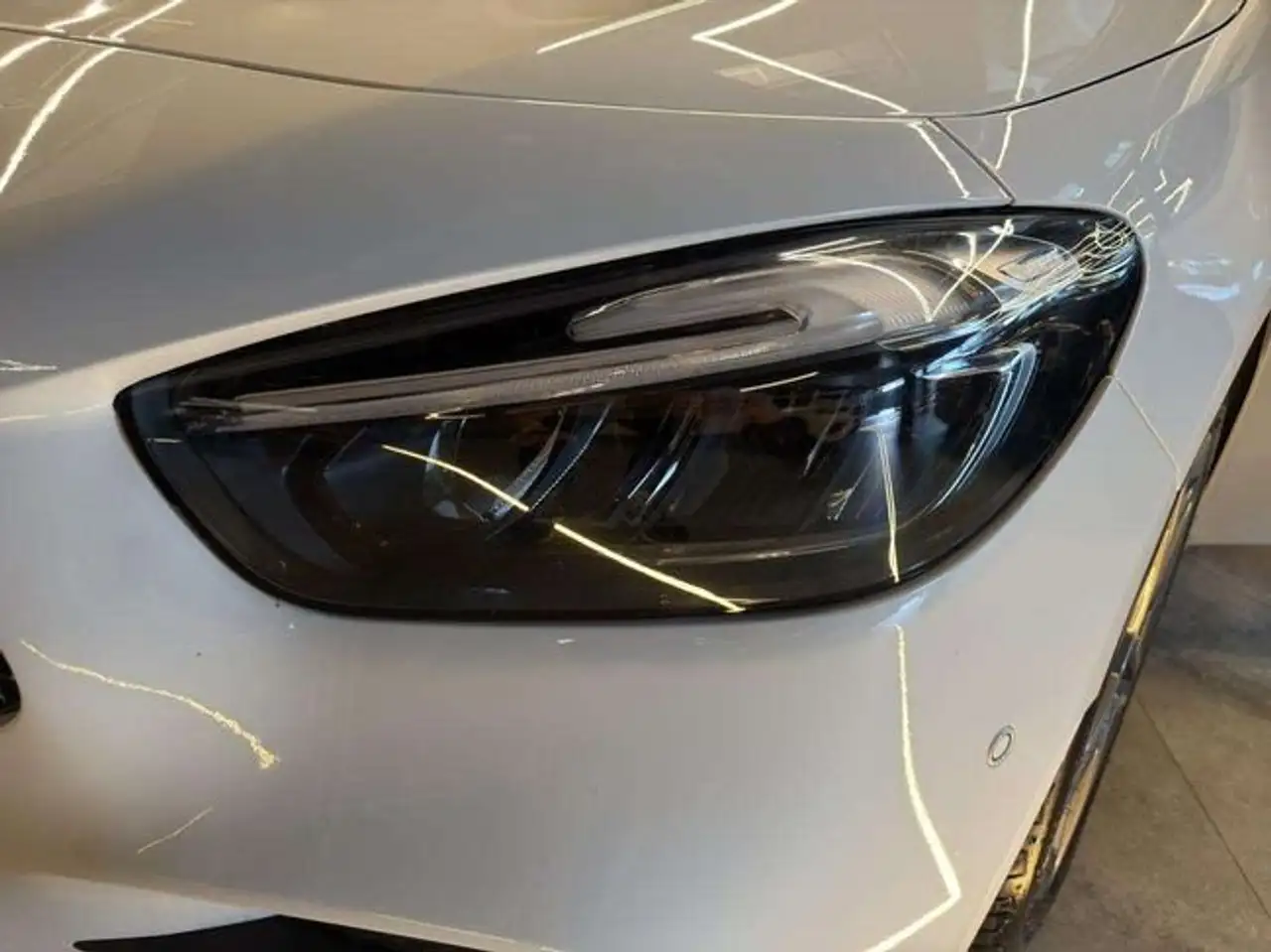 Mercedes-Benz B 250 250e AMG — Galerie du véhicule 6