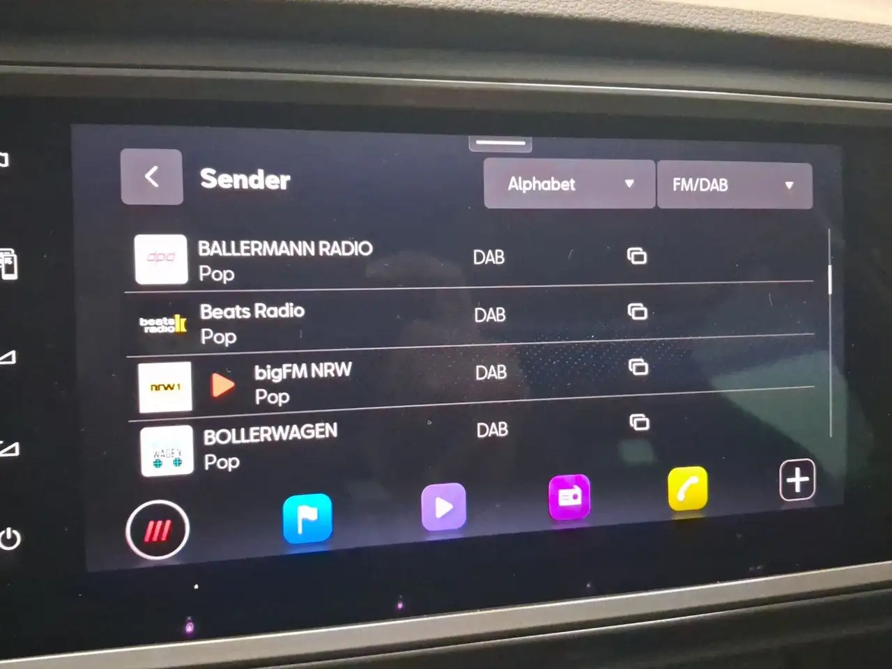 CUPRA Ateca 1.5 TSI DSG NAVI PARKLENK SITZH LED — معرض صور السيارة 15