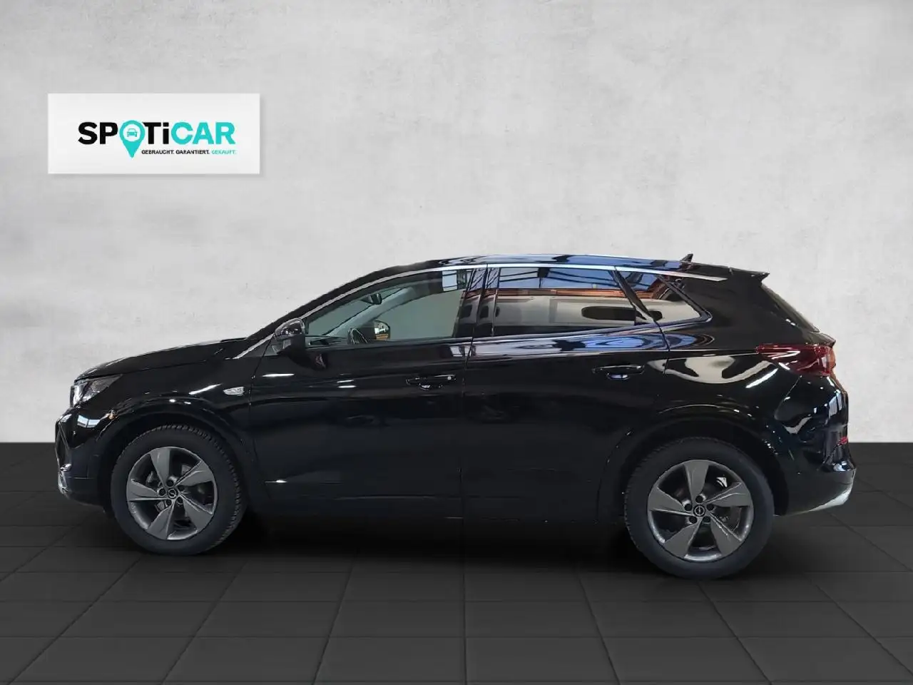 Opel Grandland Elegance 1.2T 96KW/130PS 8AT+AHZV+SHZ+ — Vehicle gallery 3