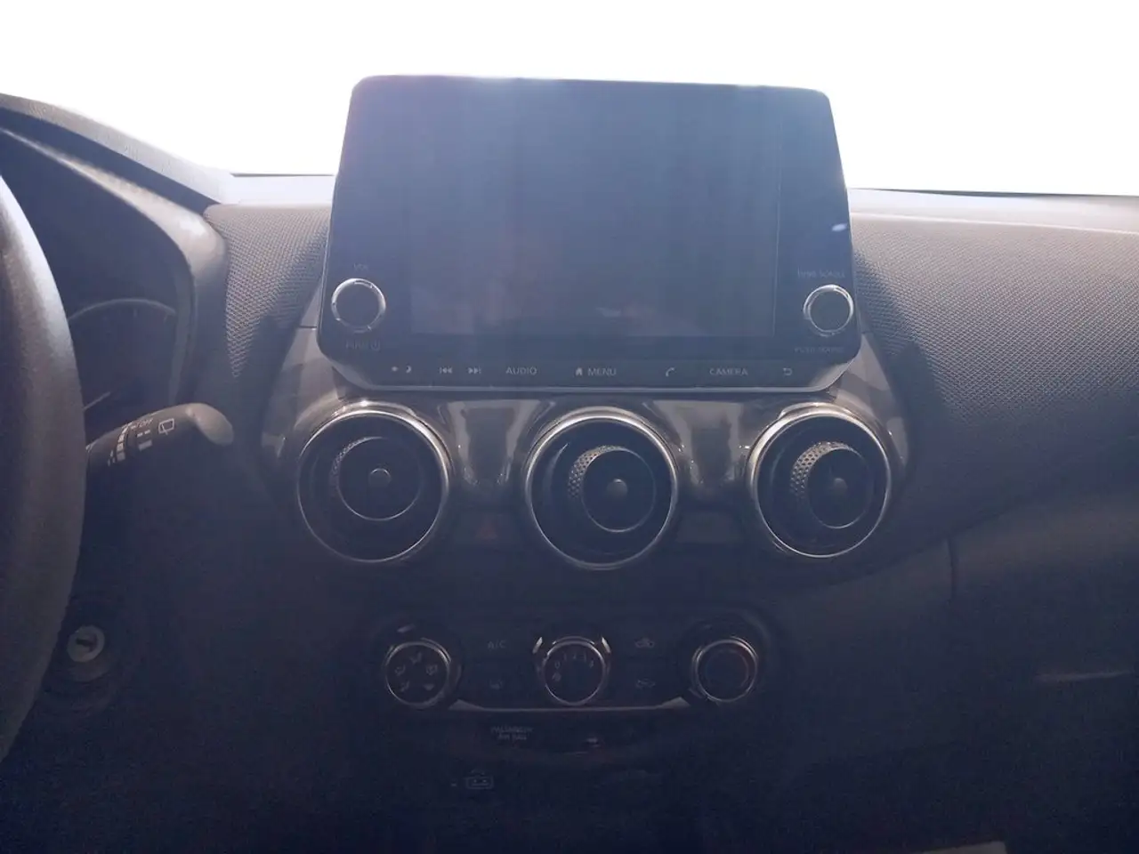 Nissan Juke DIG-T 84 kW (114 CV) 6M/T N-Connecta — Galería del vehículo 14