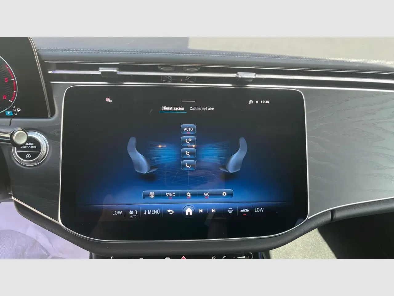 Mercedes-Benz E 220 d Estate — Galería del vehículo 17