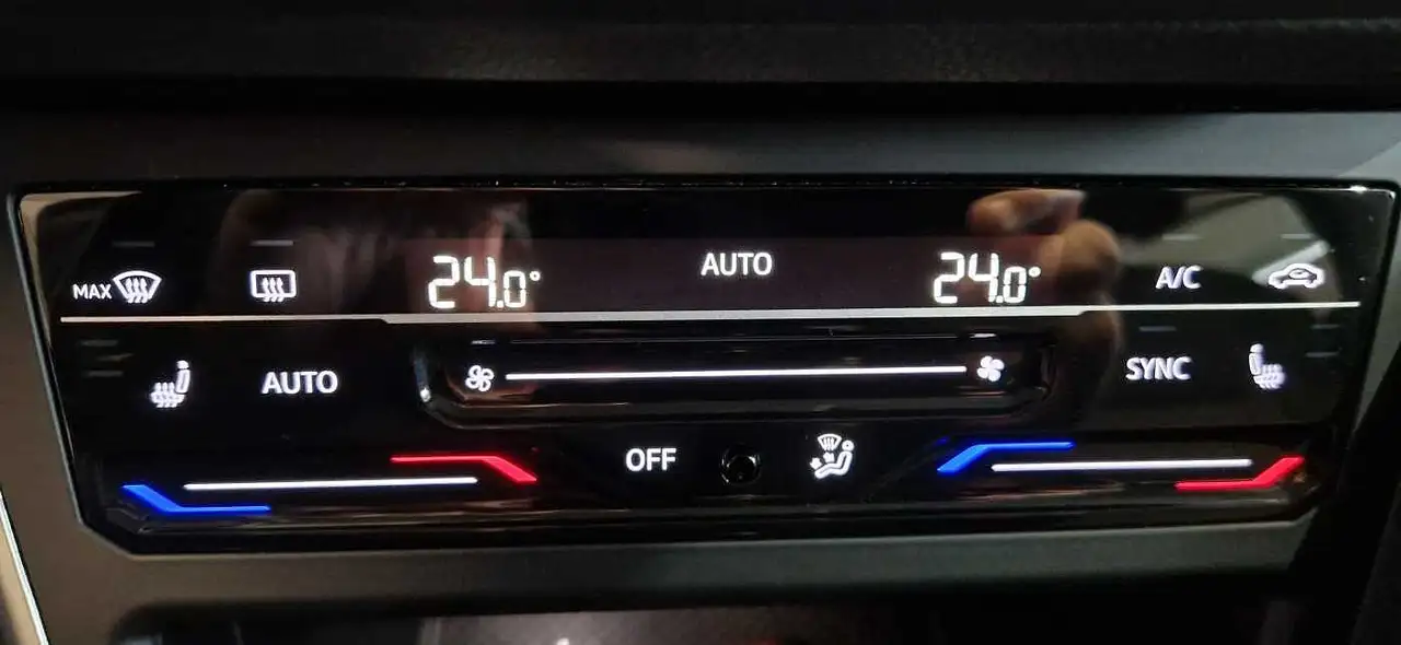 Volkswagen Polo VI 1.0 TSI OPF DSG Move *LED*DAB*Klimaautomatik — Galerie du véhicule 14