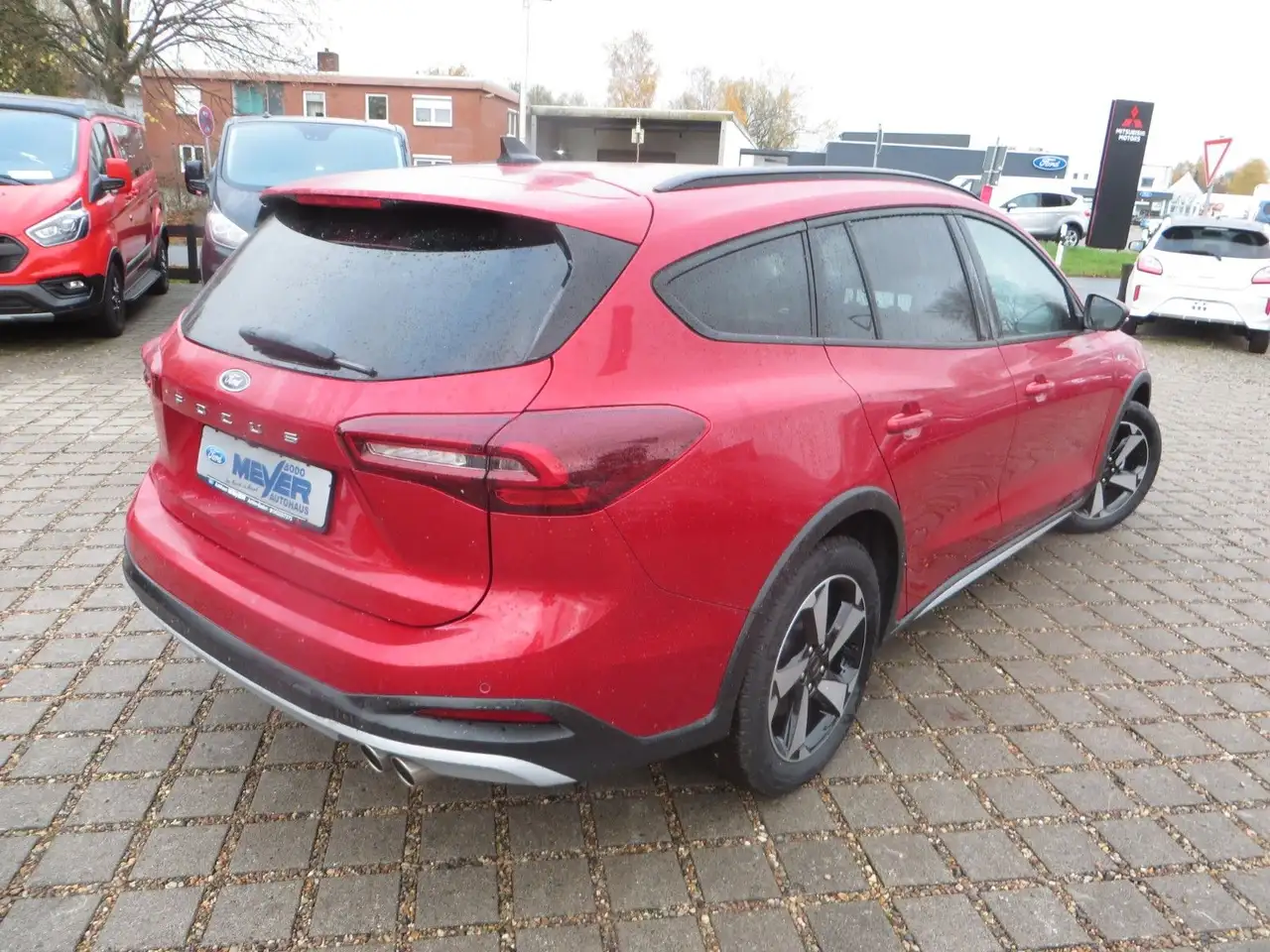 Ford Focus Turnier Active X — Vehicle gallery 3
