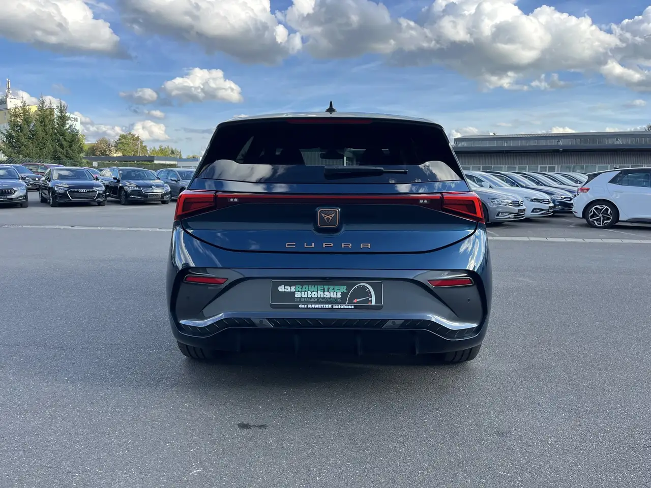 CUPRA Born e-Boost 195€ m.20% Anz. 82kWh WäPu Navi HeadUp — Vehicle gallery 9
