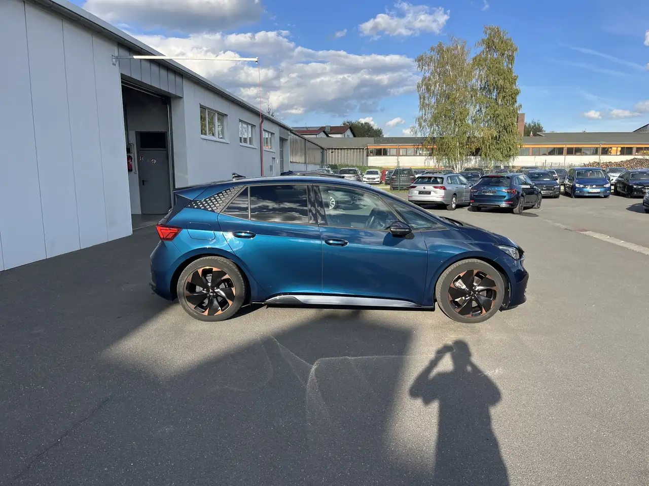 CUPRA Born e-Boost 195€ m.20% Anz. 82kWh WäPu Navi HeadUp — Vehicle gallery 6