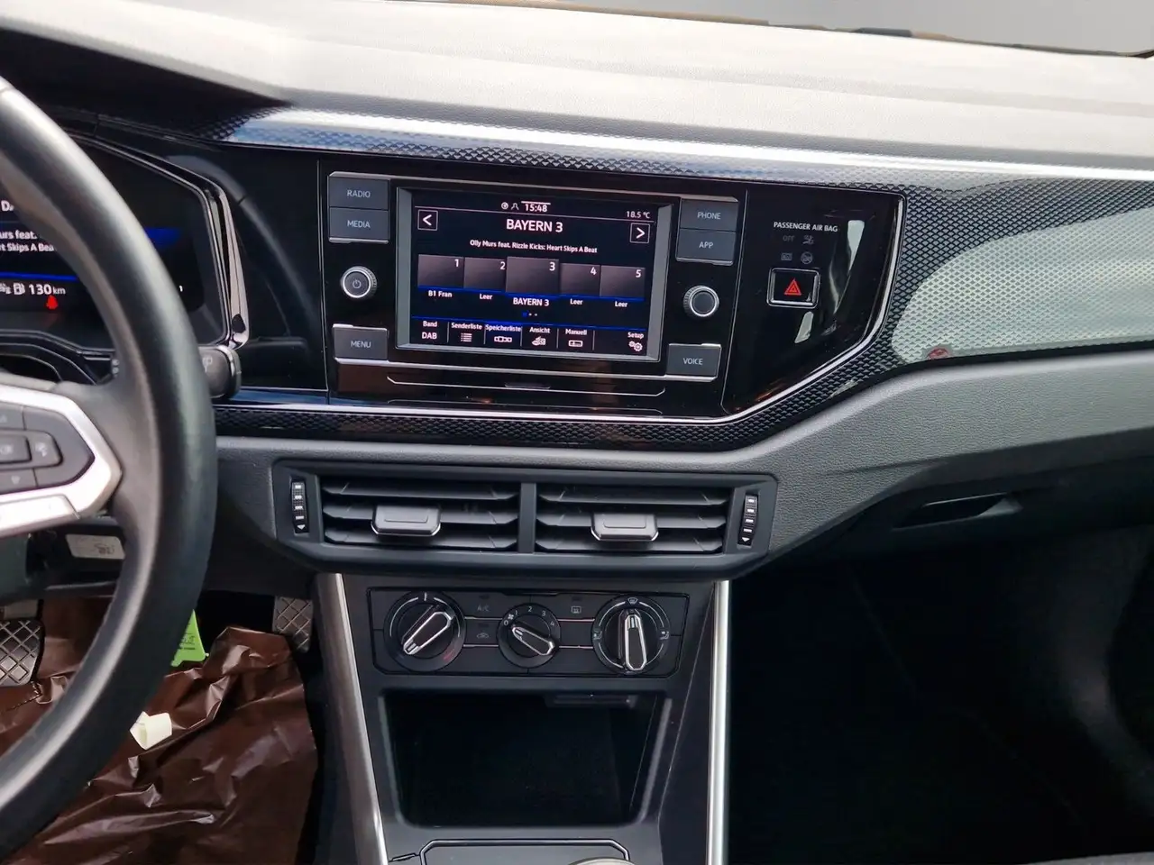 Volkswagen Polo VI Life, PDC, APP, DAB, TEMP, LED — Galerie du véhicule 15
