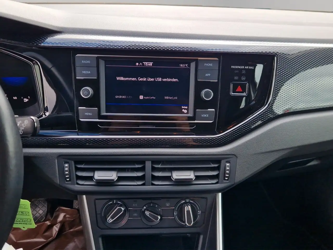 Volkswagen Polo VI Life, PDC, APP, DAB, TEMP, LED — Galerie du véhicule 16