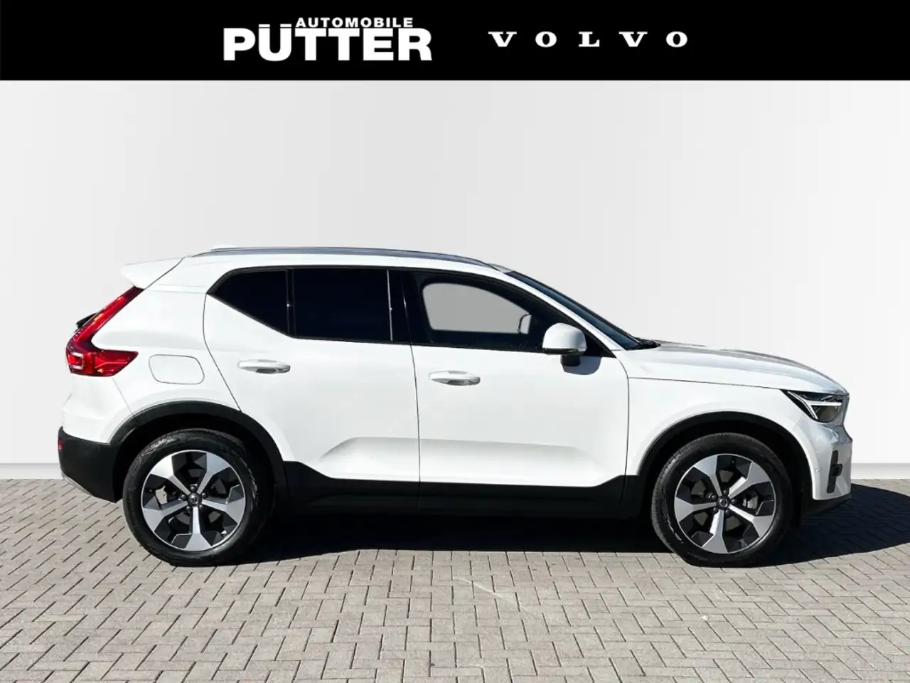 Volvo XC40 B3 Core 19'' ACC 360 Kamera LED DAB Navi Apple Car — معرض صور السيارة 6