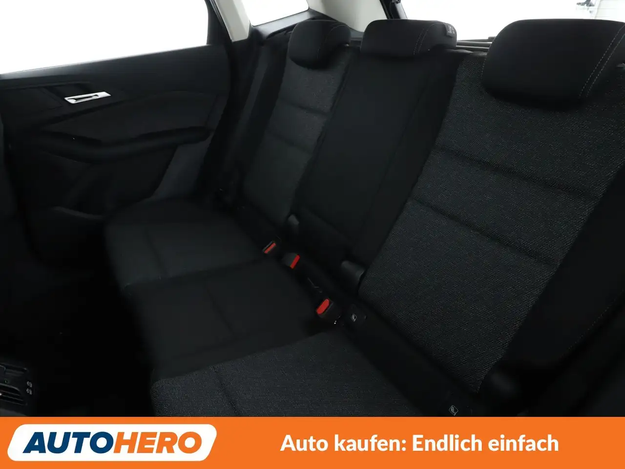 BMW 216 i Active Tourer Aut.*NAVI*CAM*TEMPO* — معرض صور السيارة 14