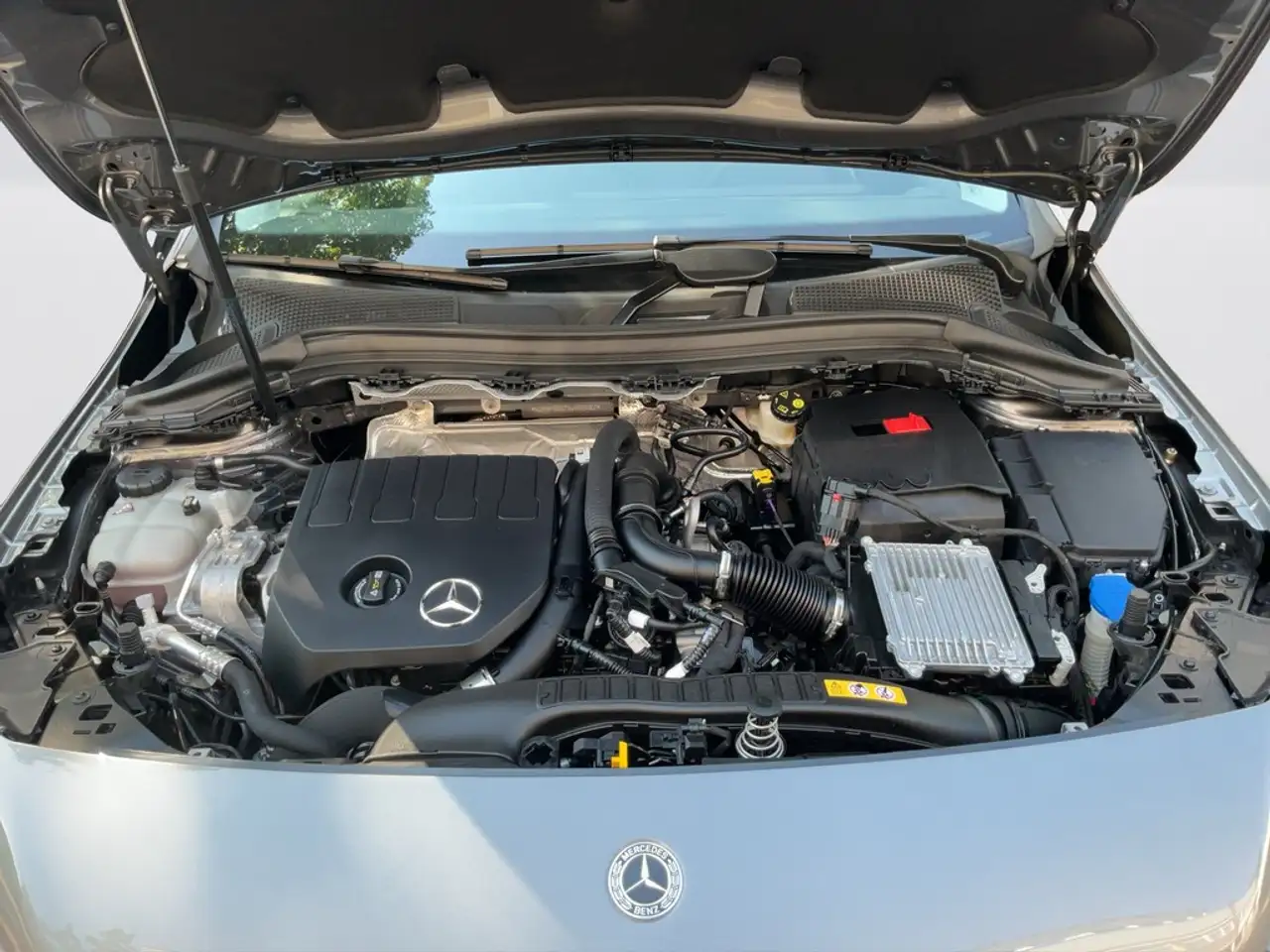 Mercedes-Benz B 180 B180 NAVI/RFK/DSG/ELEKTR. HECKKL. Progressive — Galerie du véhicule 19