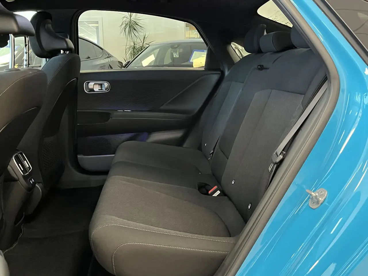 Hyundai IONIQ 6 Techniq 77,4kWh Matrix-LED Head-Up ACC — Galerie du véhicule 7