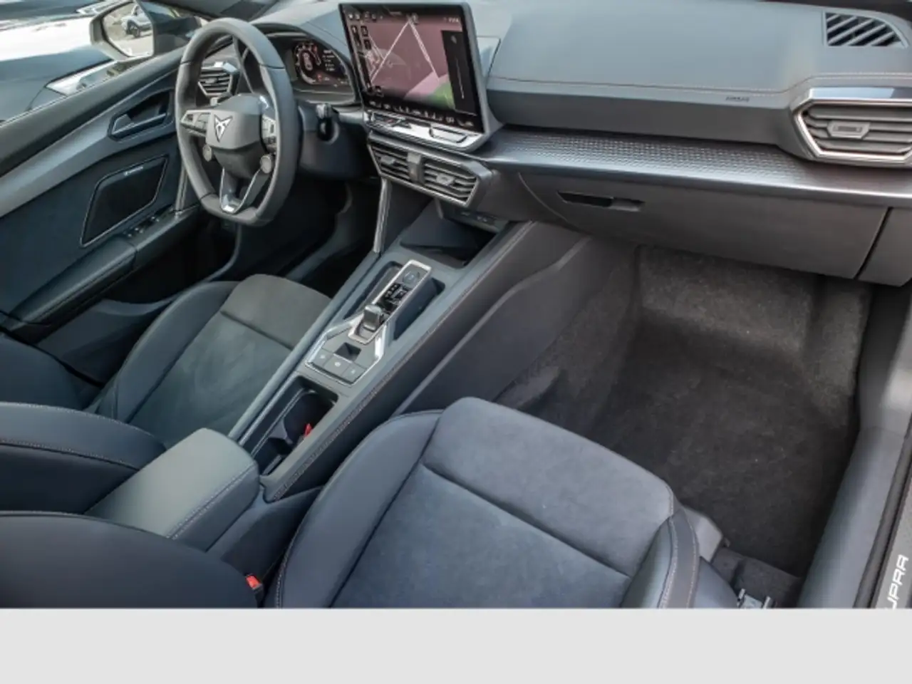 CUPRA Formentor 1.5 eTSI DSG/Dynamic-Design/Sennheiser/Intelligent — معرض صور السيارة 7