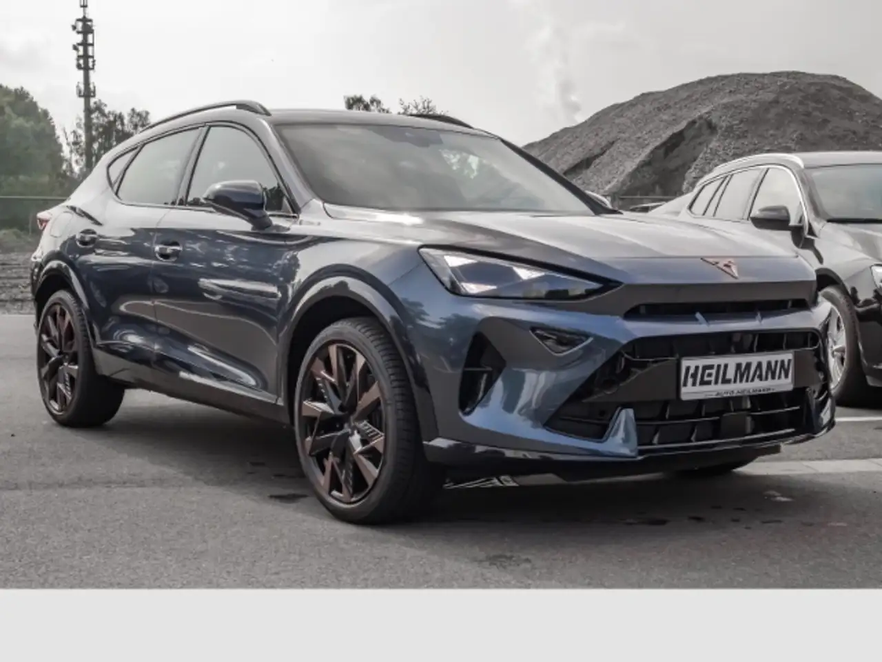 CUPRA Formentor 1.5 eTSI DSG/Dynamic-Design/Sennheiser/Intelligent — معرض صور السيارة 2