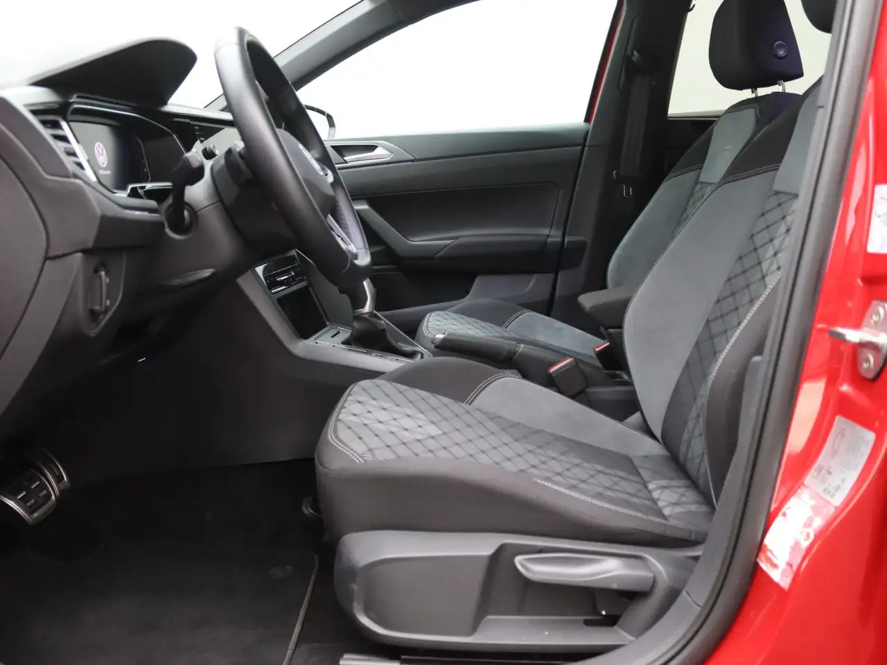 Volkswagen Polo R-Line 1.0 TSI DSG / IQ.Drive, Navi, Matrix — معرض صور السيارة 12