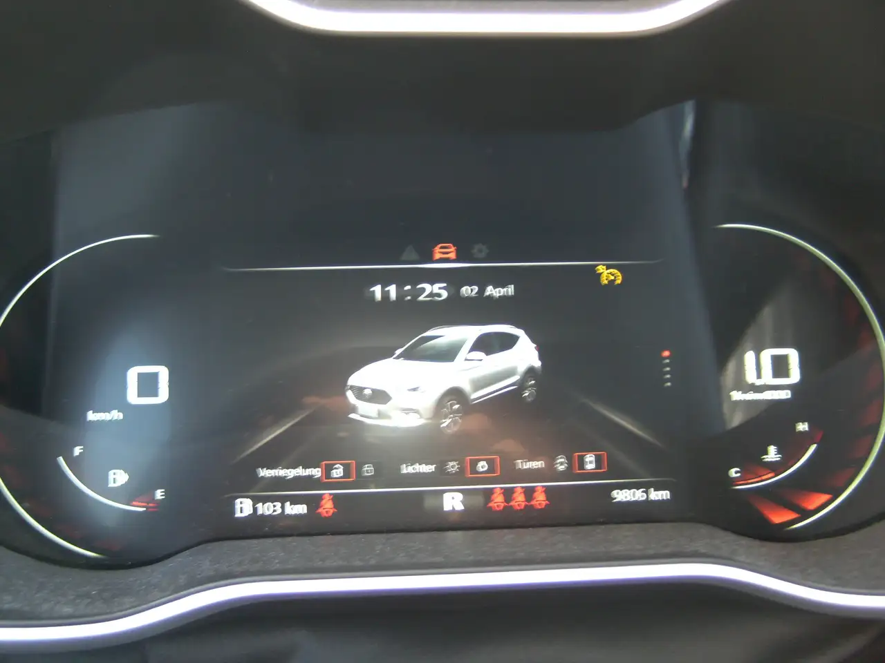 MG ZS Luxury Autom. Leder Navi Sitzhei. Kamera — معرض صور السيارة 9