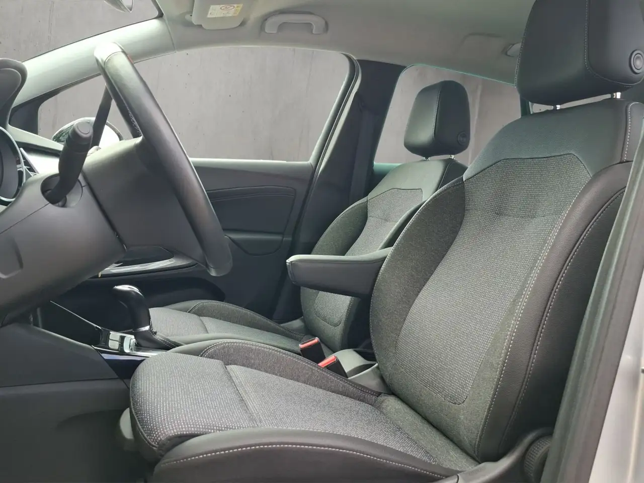 Opel Crossland 1.2 DI Turbo, Rückfahrkamera, Sitzheiz — معرض صور السيارة 9
