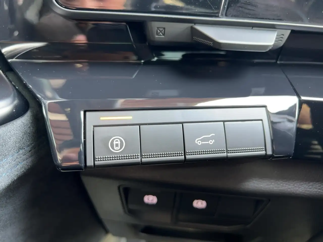 Renault Austral Iconic Esprit Alpine E-Tech Full Hybrid 200 — معرض صور السيارة 17