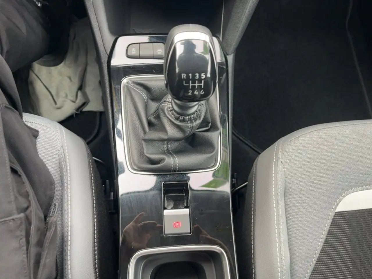 Opel Mokka 1.2 Elegance LED/Multimedia/SHZ/LHZ/PDC — Vehicle gallery 21