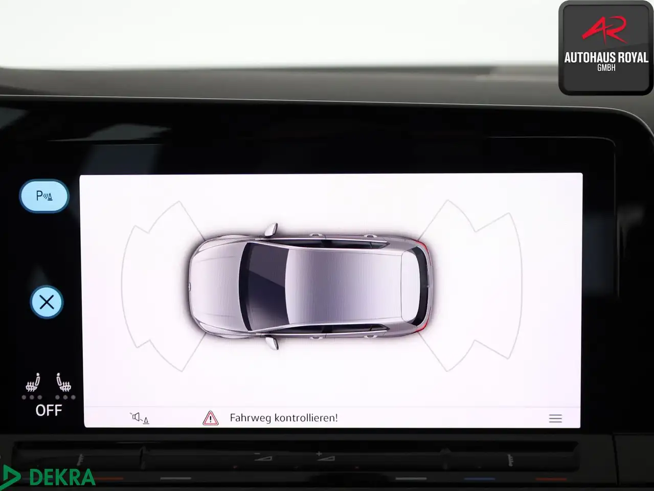 Volkswagen Golf VIII 2.0 TSI STYLE MASSAGE,MEMORY,CARPLAY — Galerie du véhicule 17