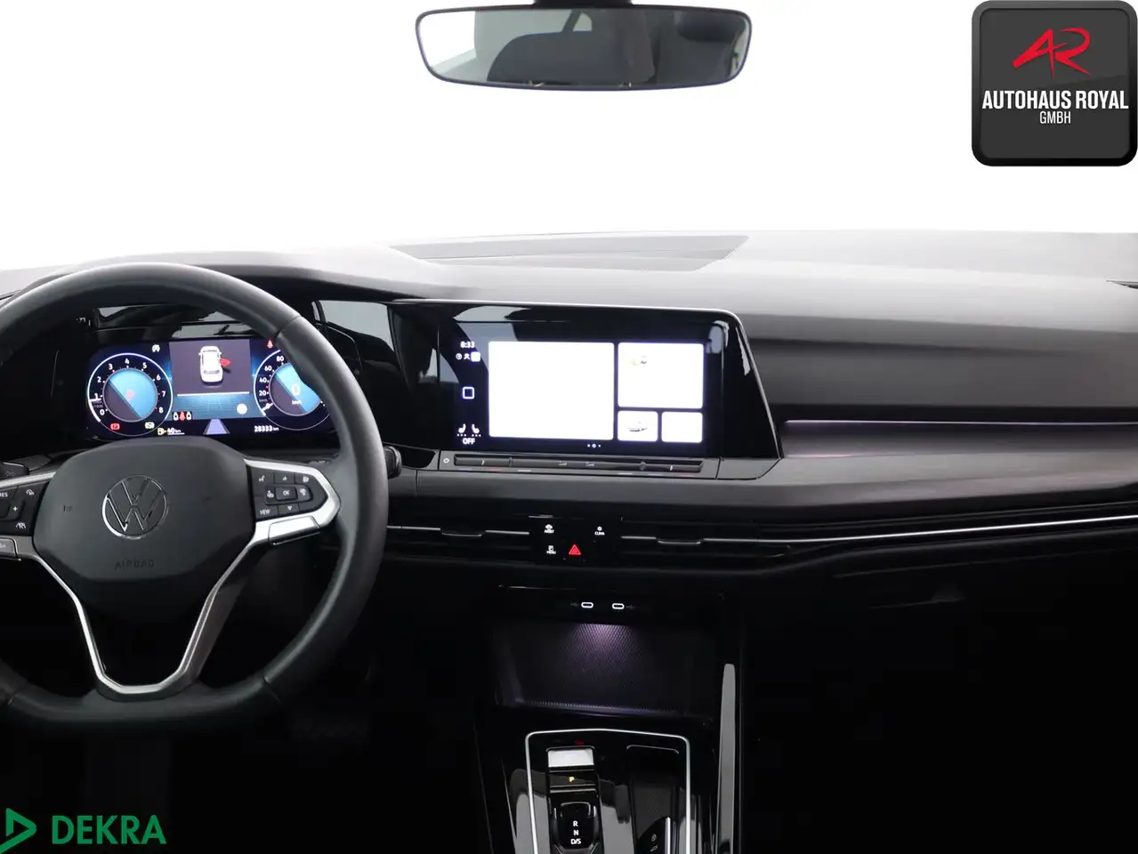 Volkswagen Golf VIII 2.0 TSI STYLE MASSAGE,MEMORY,CARPLAY — Galerie du véhicule 9