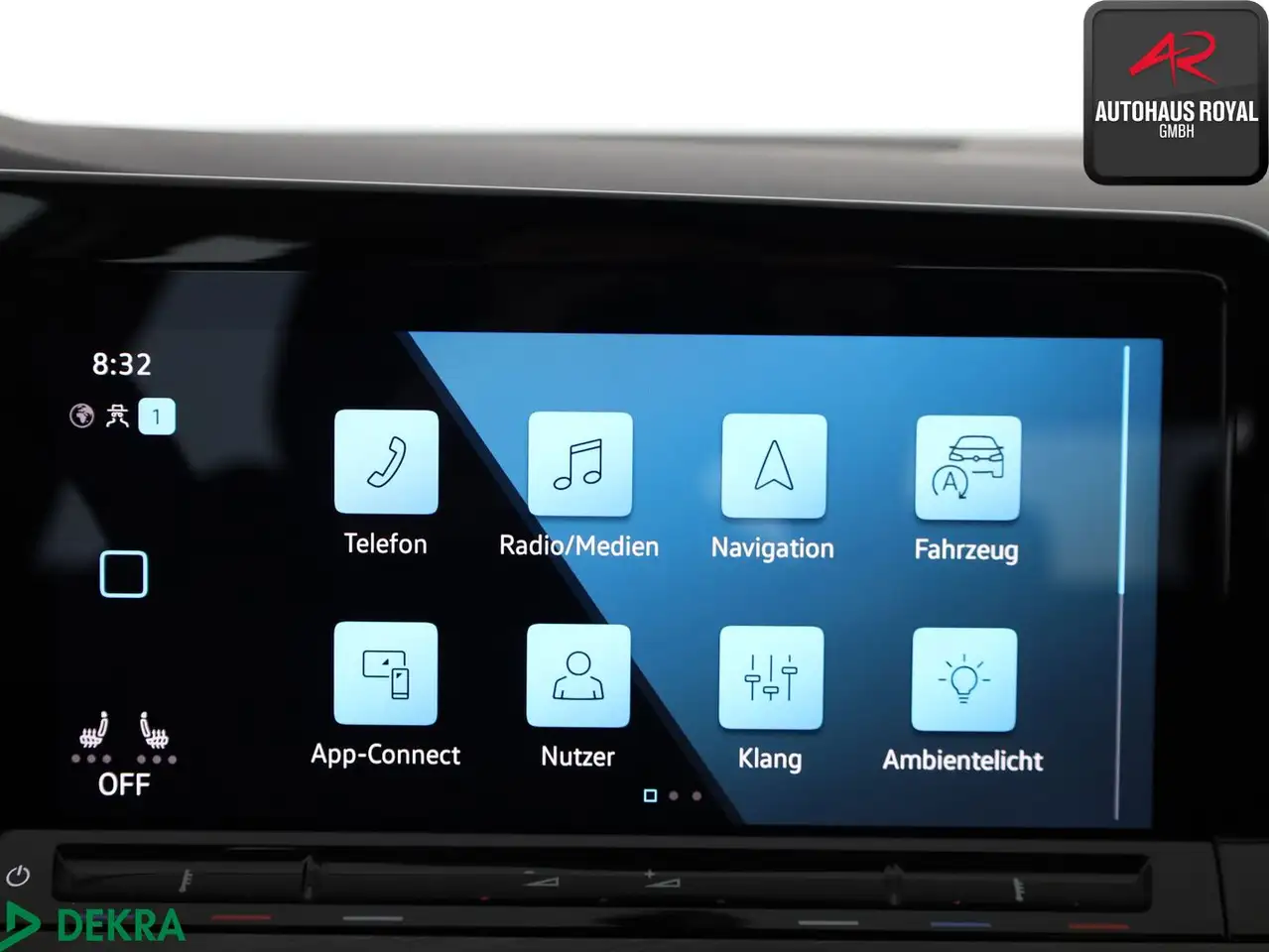Volkswagen Golf VIII 2.0 TSI STYLE MASSAGE,MEMORY,CARPLAY — Galerie du véhicule 19