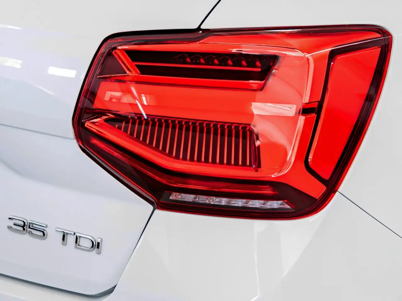 Audi Q2 35 TDI Adrenalin S tronic 110kW — Galerie du véhicule 12