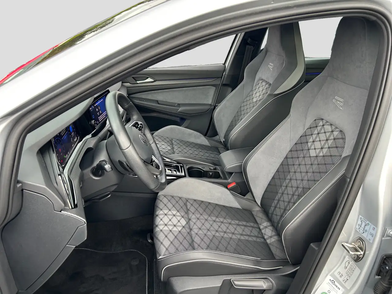 Volkswagen Golf 1.5eTSI DSG R-Line LED Park Sitzhz MFL App — Galería del vehículo 10