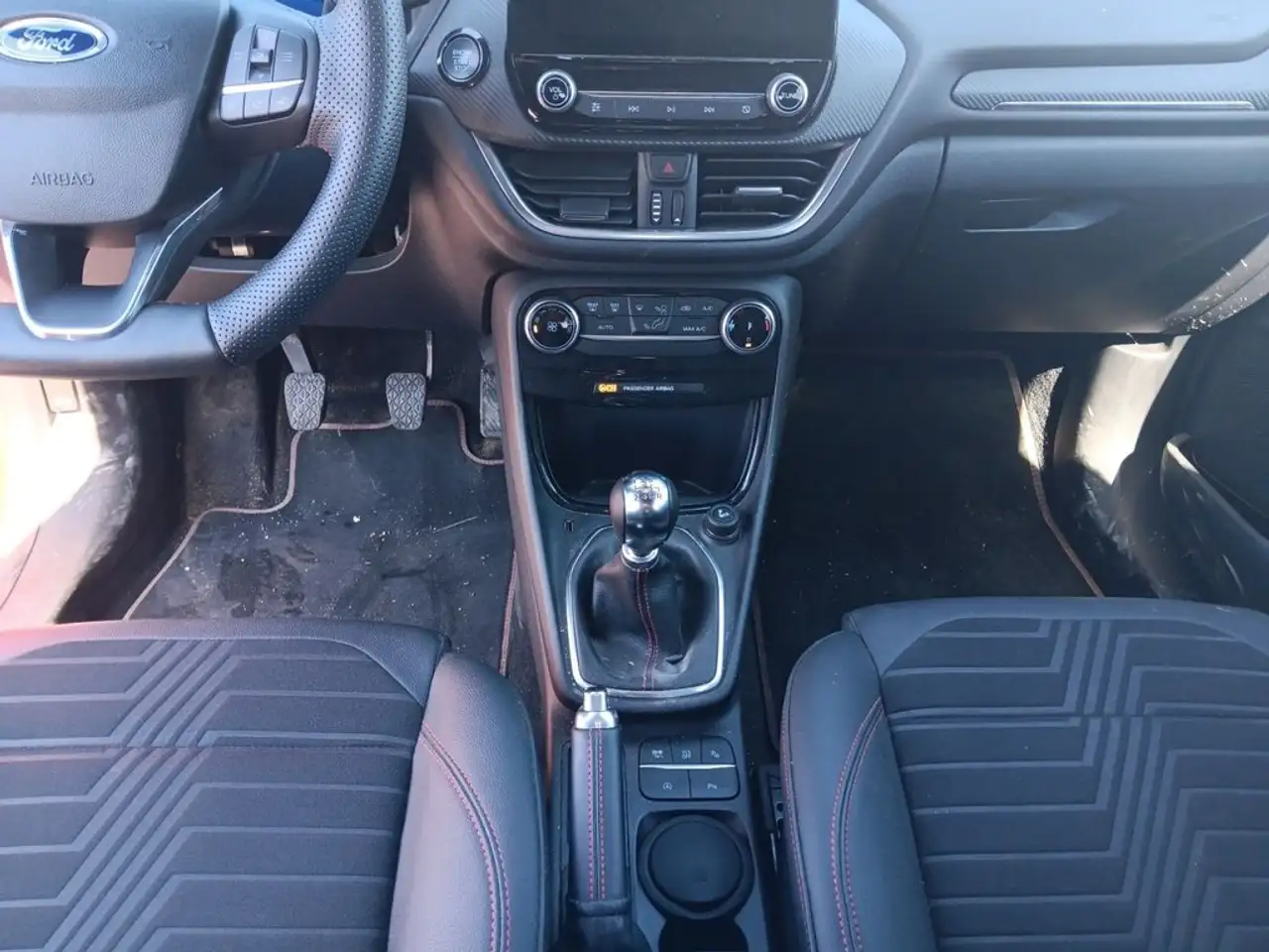 Ford Puma 1.0 EcoBoost MHEV ST-Line X 125 — معرض صور السيارة 18