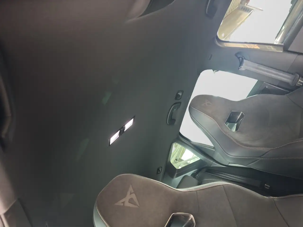 CUPRA Ateca VZ Business+Winter+Fahrassistenzpaket Klima Navi — معرض صور السيارة 16