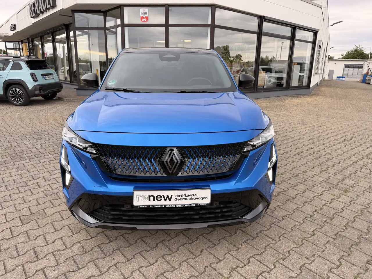 Renault Rafale Rafale E-TECH Full Hybrid 200 Esprit Alpine — Vehicle gallery 2