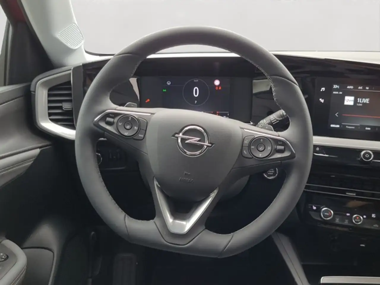 Opel Mokka-E Mokka, Elegance, 1.2 Direct Injection Turbo 96 kW — Galerie du véhicule 13