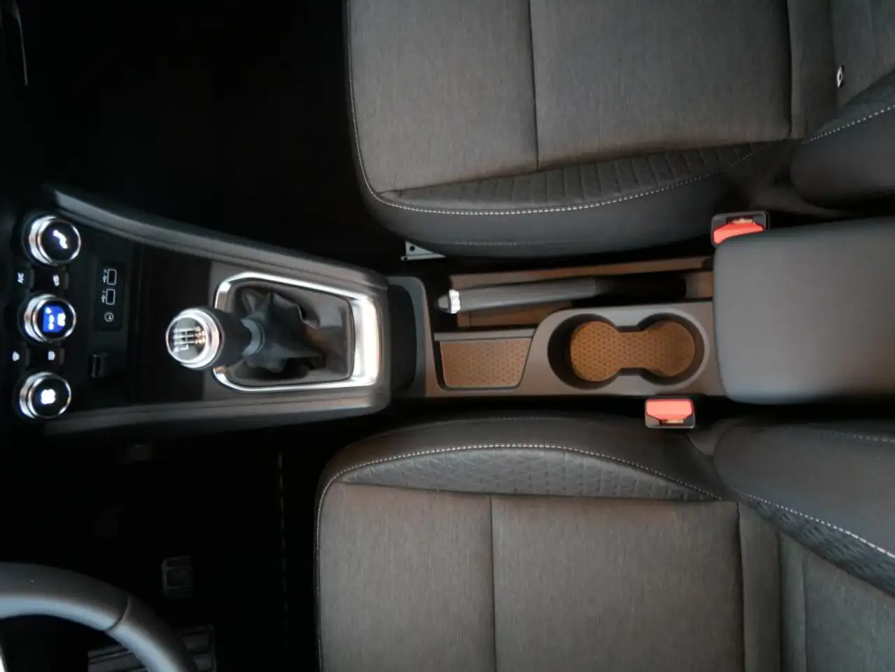 Mitsubishi ASX PLUS 1,0 l, Klimaautom., Sitzheiz., Lenkradheiz.,L — Vehicle gallery 14