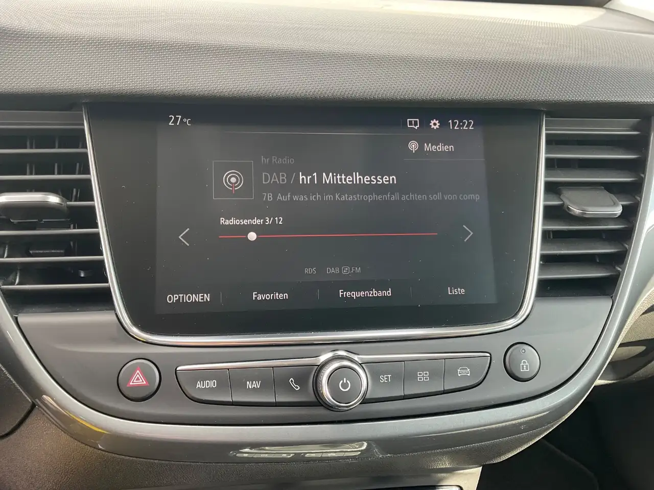 Opel Crossland 1.2 Elegance Inspektionspaket BigDeal! — Vehicle gallery 17