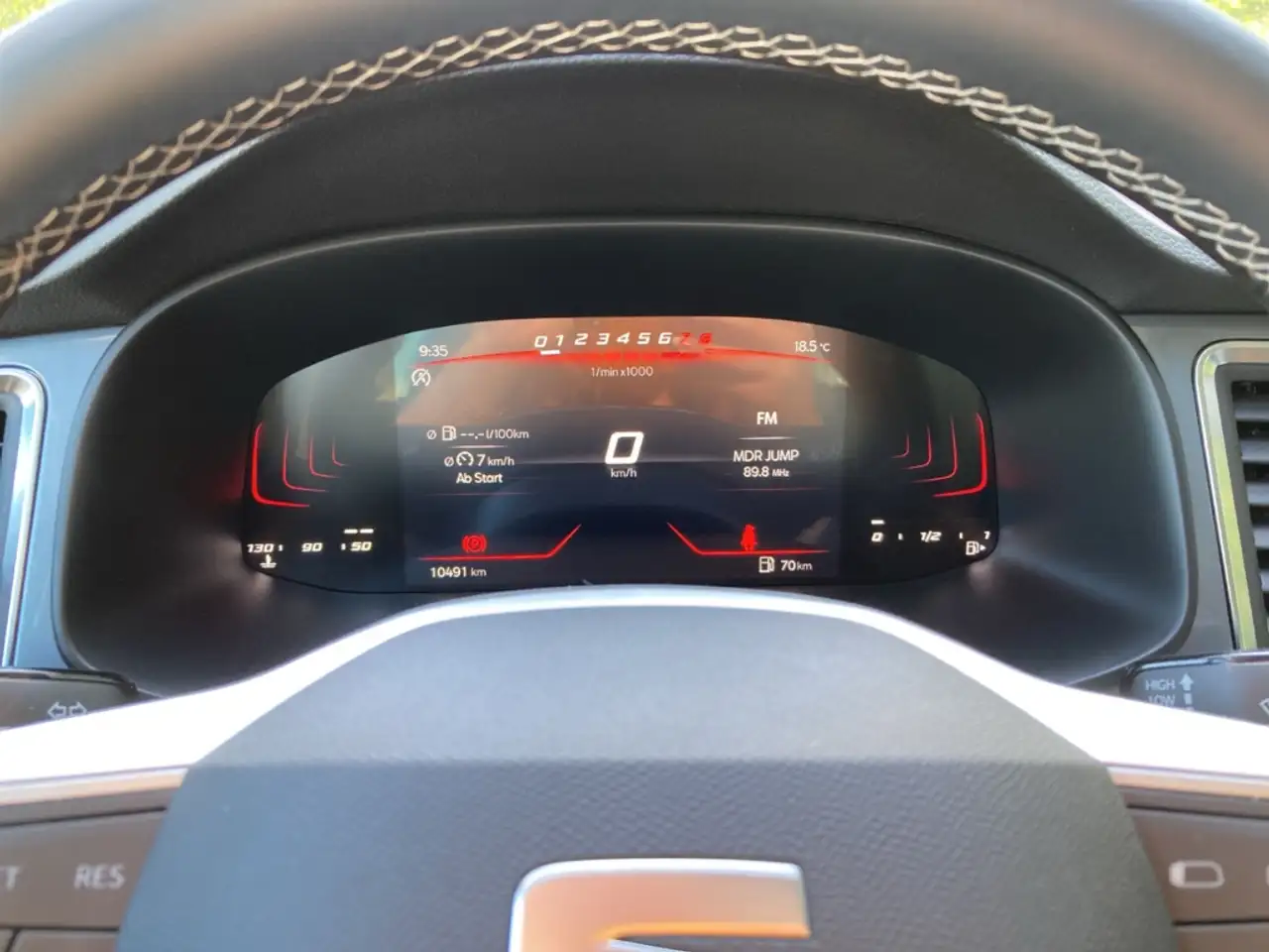 SEAT Ateca 1.0 TSI STYLE Style LED+PDC+SHZ+KAMERA+KLIMA+GJR — معرض صور السيارة 16