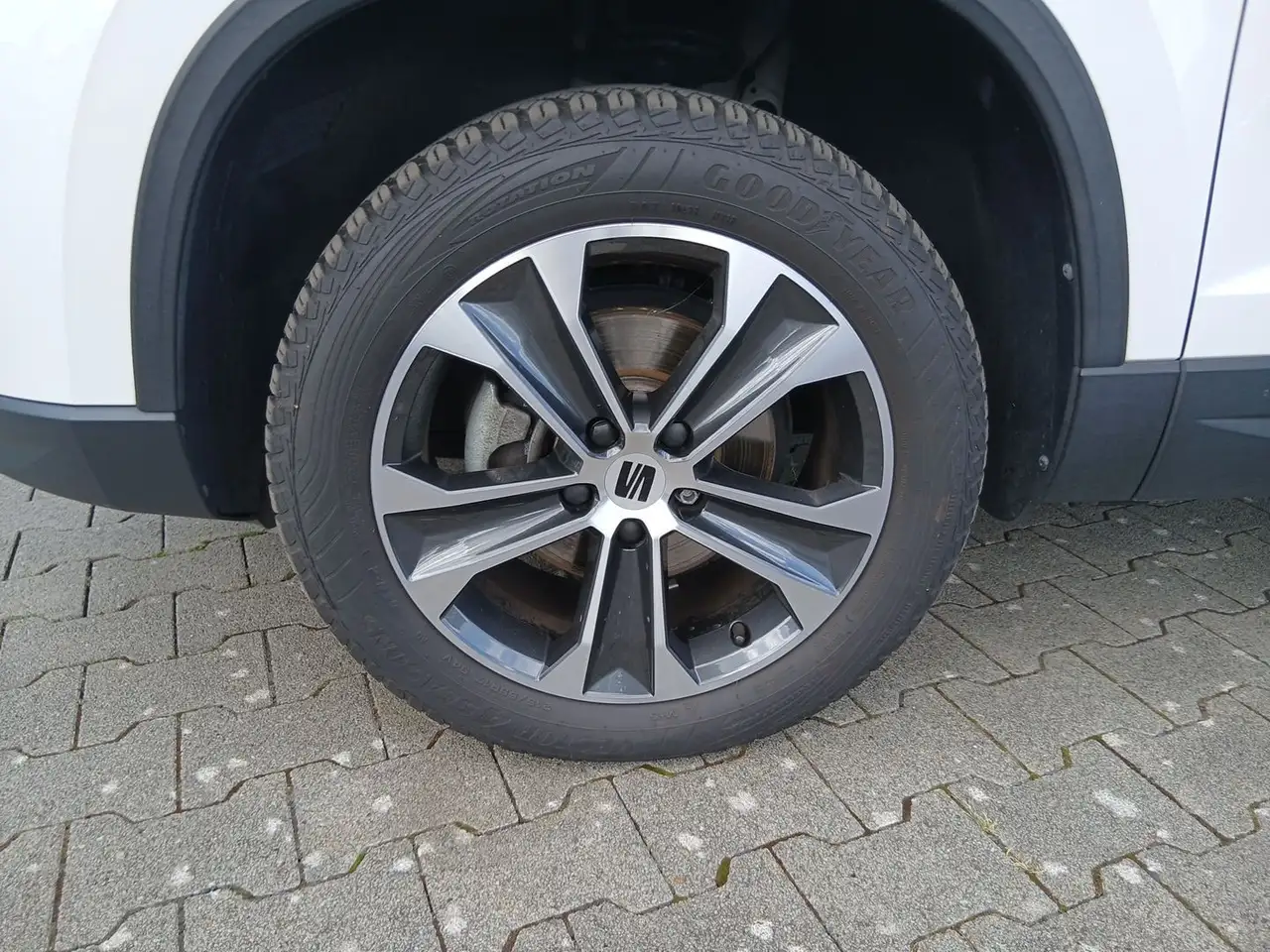SEAT Ateca 1.5 TSI Style Edition DSG *BEATS*R-CAM* — Galería del vehículo 8