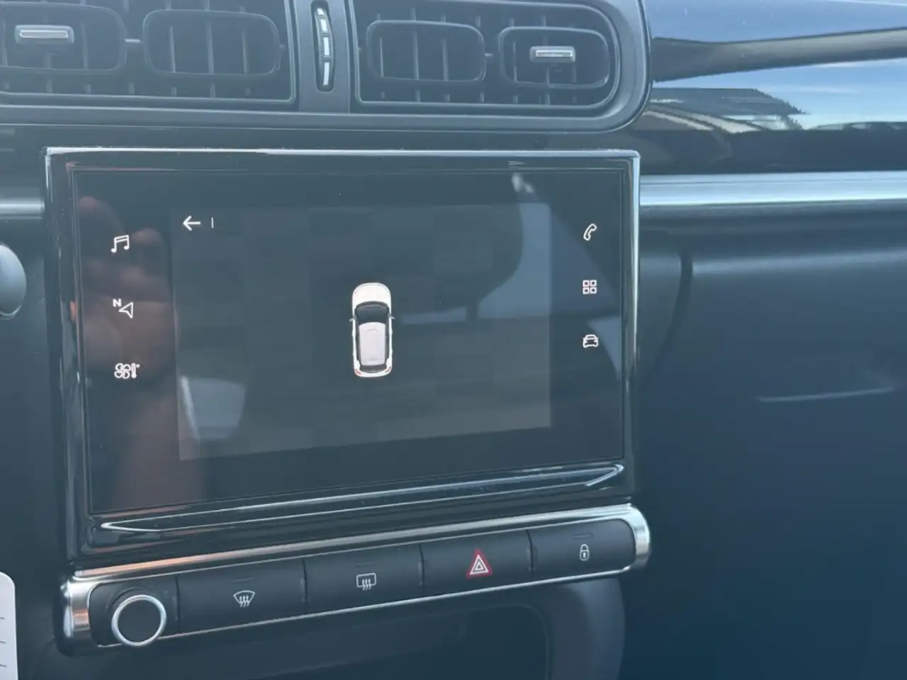 Citroen C3 PureTech 82 1.2 Plus Navigation/LED/Klima — معرض صور السيارة 18