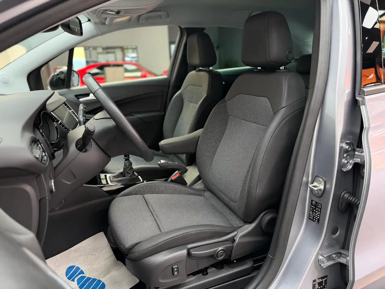 Opel Crossland Enjoy 1.2|NAVI|KAM|LED|ALLWETTER| — Galería del vehículo 10