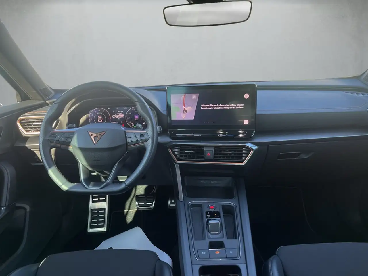 CUPRA Formentor 2.0 TSI DSG VZ *Pano*AHK* — Vehicle gallery 8
