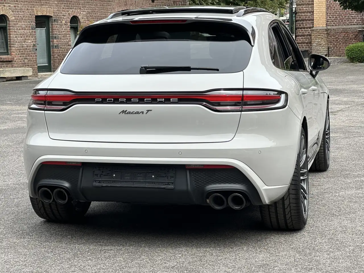Porsche Macan T PANORAMA*KAMERA*21 TURBO*ABSTANDSREGELTE — Vehicle gallery 11