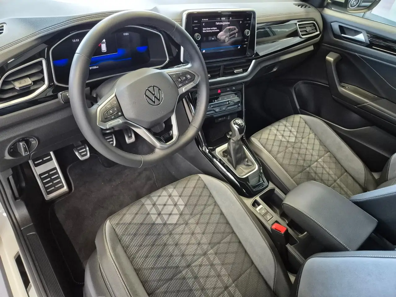 Volkswagen T-Roc T-ROC 1.0 TSI R-LINE NAV CARPLAY LED SHZ PDC ACC — Galería del vehículo 18