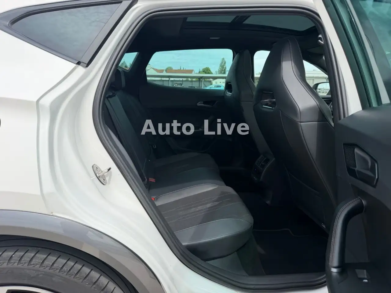 CUPRA Formentor 2.0 TSI*4D*VZ*DSG*VIR*SSL*PAN*NAVI*LED — معرض صور السيارة 23
